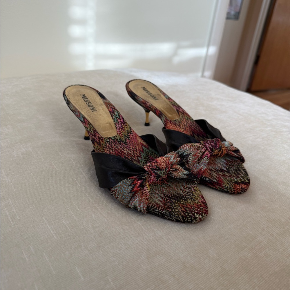 Missoni Multicolor Zigzag Kitten Heels with Black Trim - Picture 8 of 8